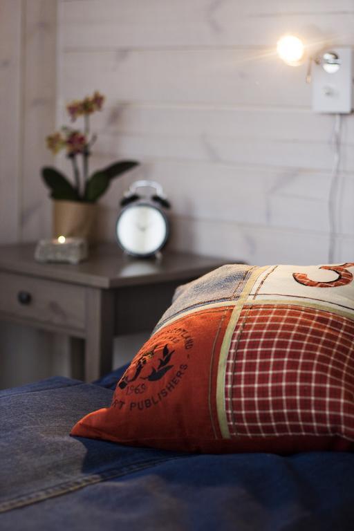 Everts Sjoebods Bed & Breakfast Grebbestad Chambre photo
