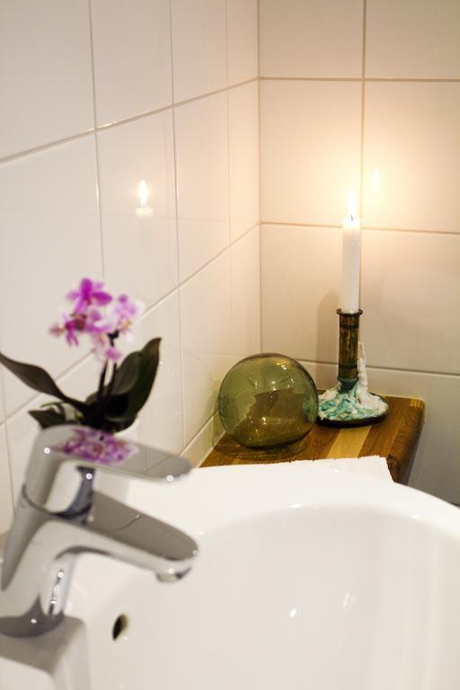 Everts Sjoebods Bed & Breakfast Grebbestad Chambre photo