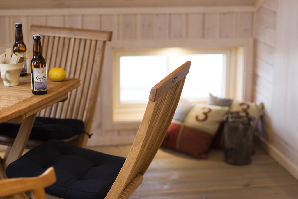 Everts Sjoebods Bed & Breakfast Grebbestad Chambre photo